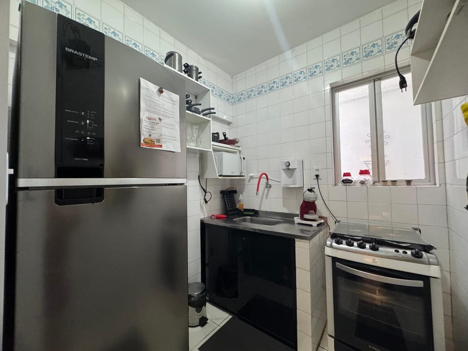 Kitchen or kitchenette, Communal kitchen, oven, toaster