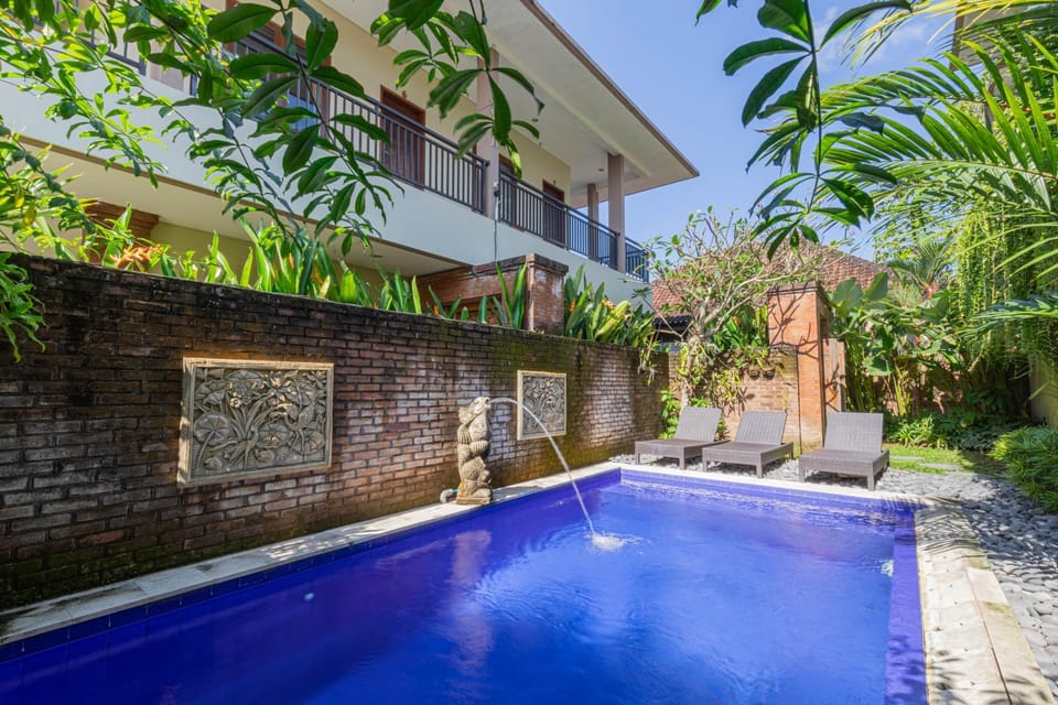 Day, Swimming pool, Swimming pool