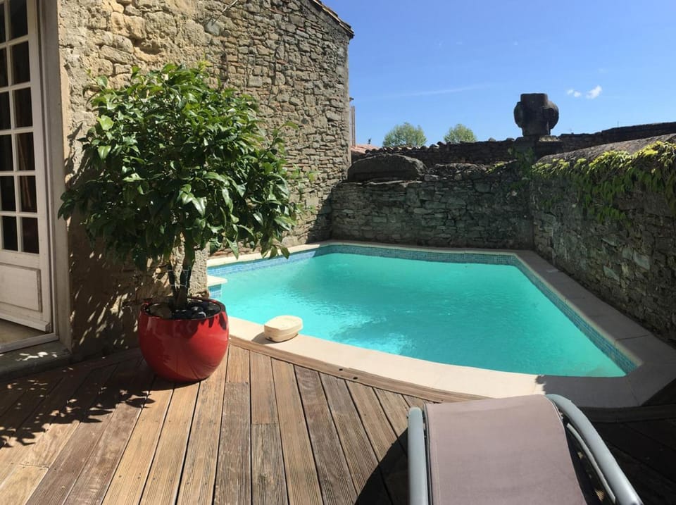 Patio, Day, Garden view, Pool view, Swimming pool, sunbed