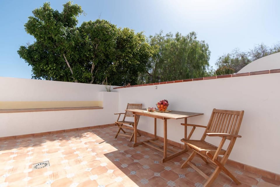Luxury 2-Bedrooms Villa - Golf del Sur, The Palms Resort Villa in Abona