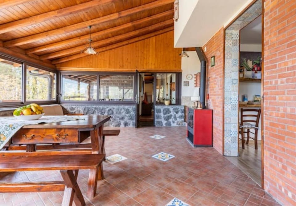 Kitchen or kitchenette, Living room, Seating area