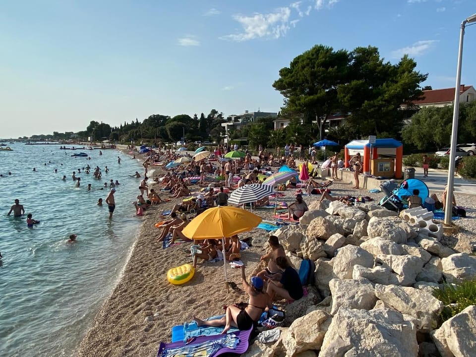 Adriatic House Apartment in Novalja