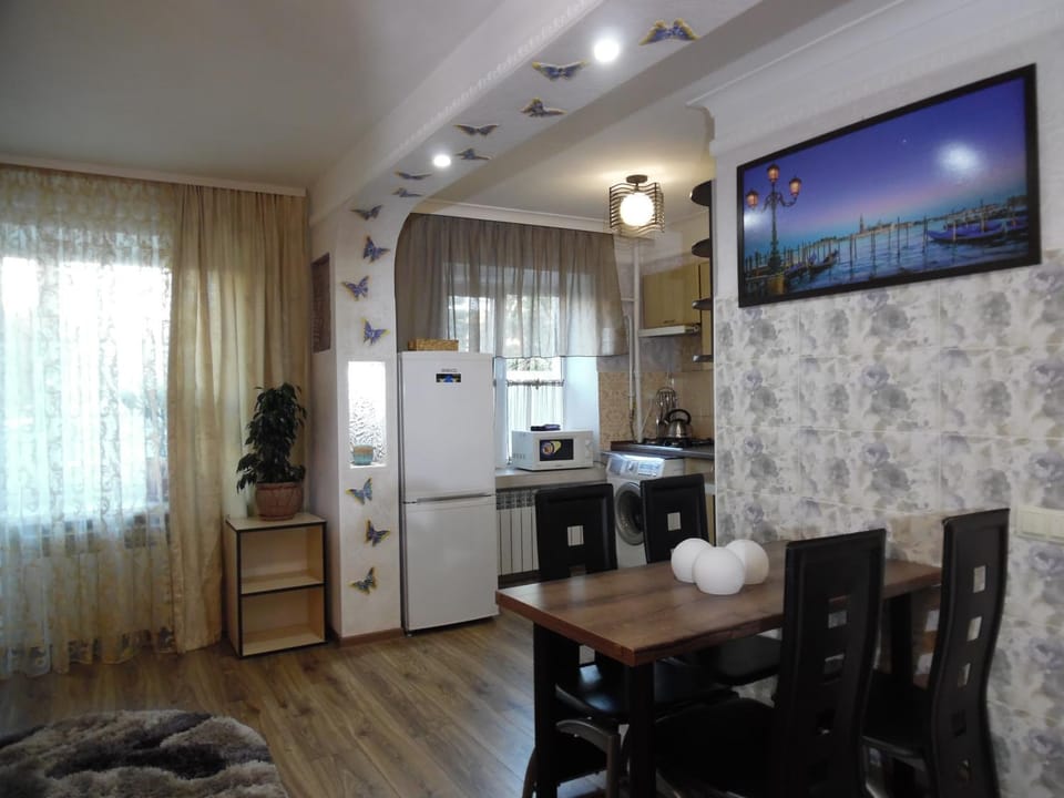 Студия в Центре СКАЛА Apartment in Ukraine