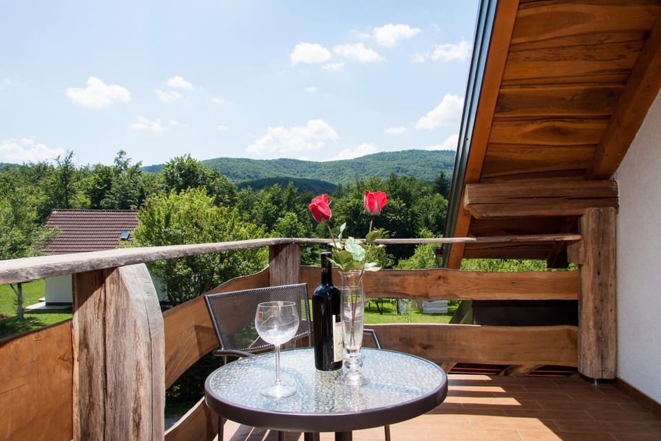 Day, Natural landscape, View (from property/room), Balcony/Terrace, Balcony/Terrace, Seating area, Garden view, Mountain view