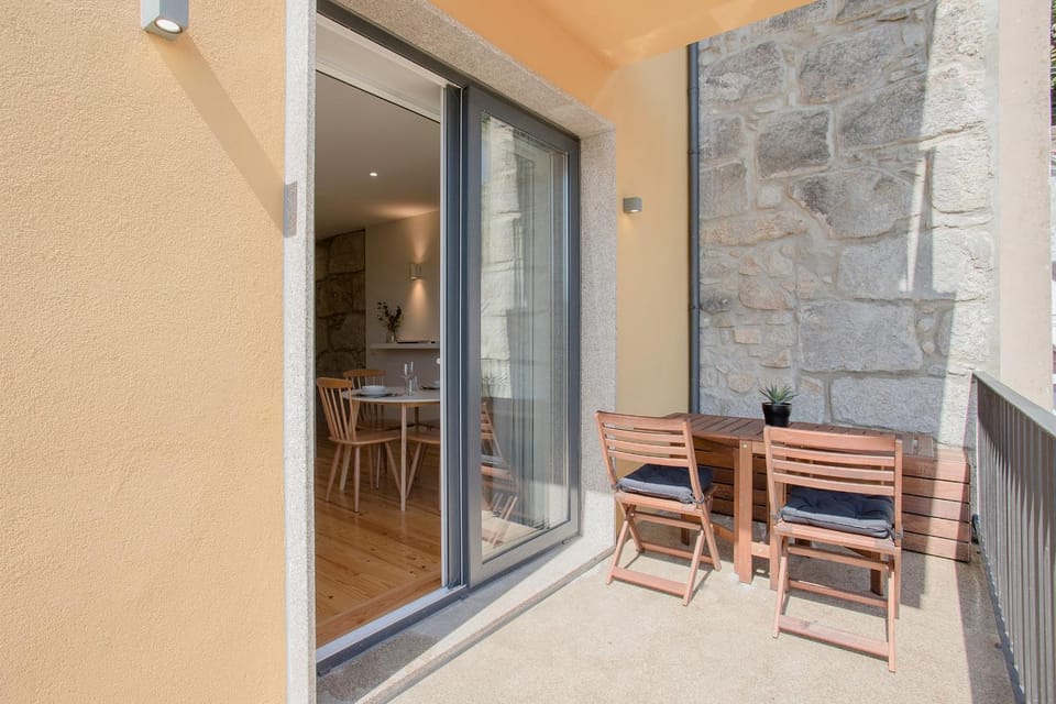 Balcony/Terrace, Inner courtyard view