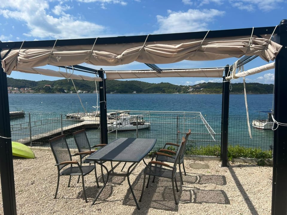 Villa Guliva Apartment in Supetarska Draga