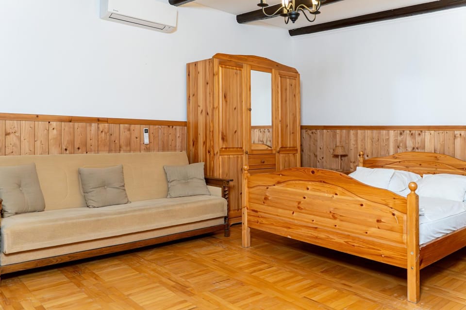 Vadvirág Vendéglő és Fogadó Bed and Breakfast in Hungary
