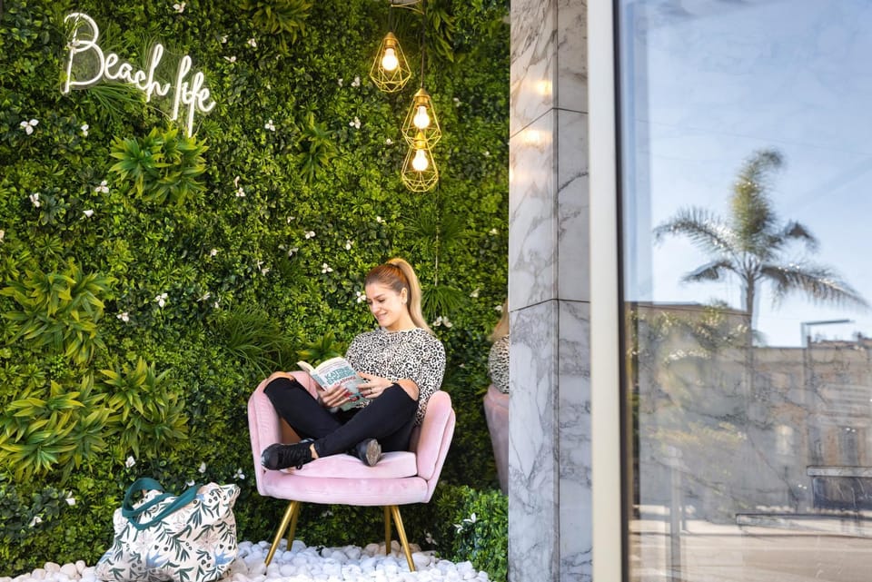 Facade/entrance, Lobby or reception