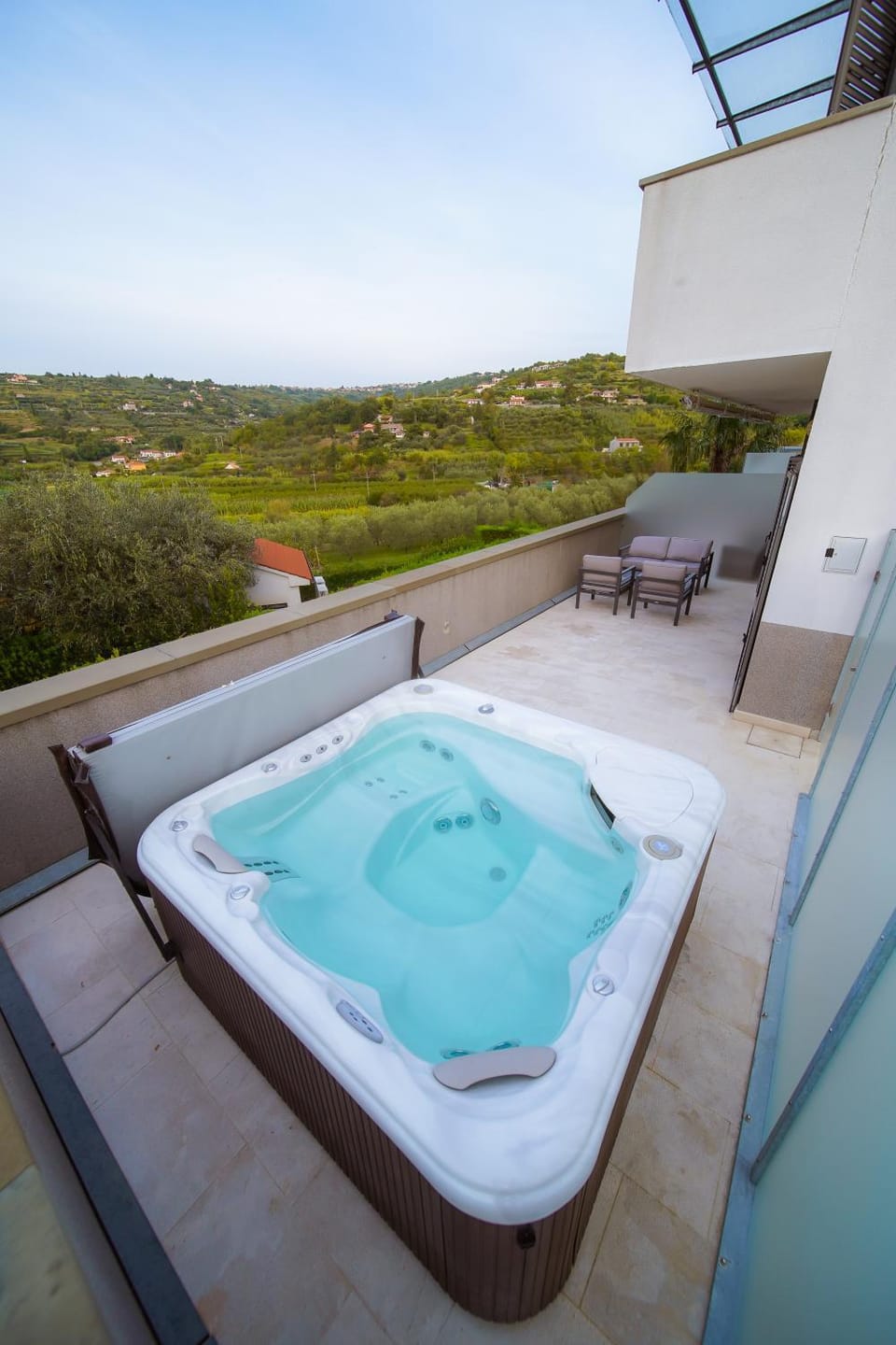 Patio, Hot Tub