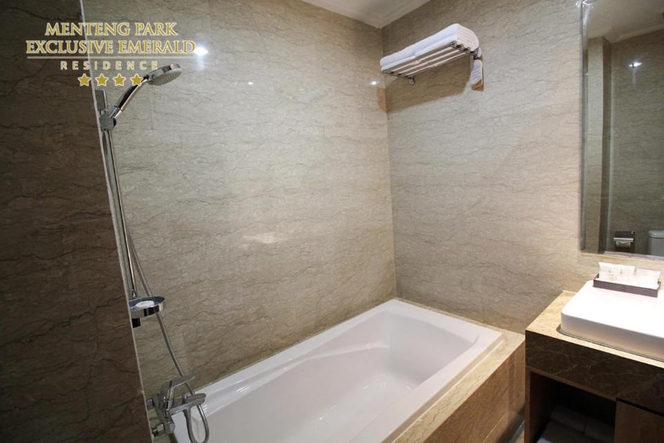 Menteng Park Exclusive Emerald Apartment in Jakarta