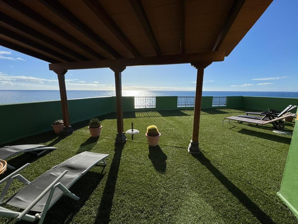 Natural landscape, View (from property/room), Balcony/Terrace, Sea view