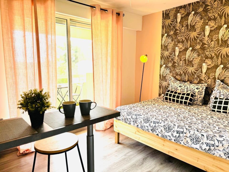 La vie en Rose Apartment in La Seyne-sur-Mer
