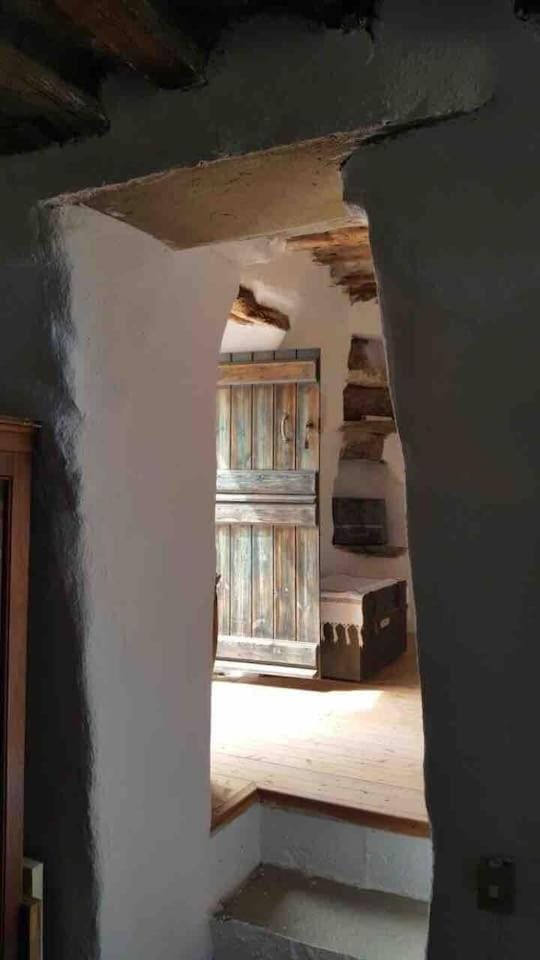 Stone house by Anemos House in Decentralized Administration of the Aegean