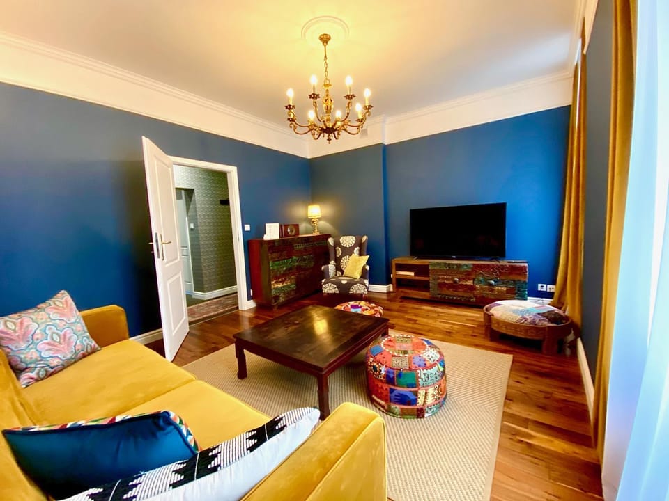 TV and multimedia, Living room