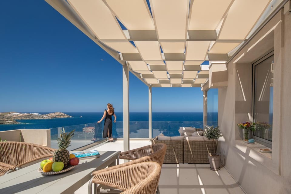 Endless Blue Apartment in Crete