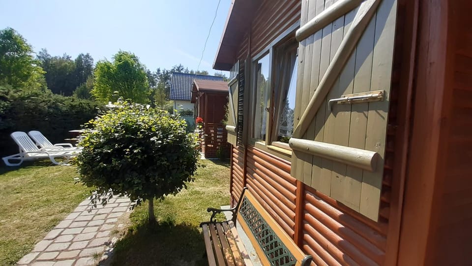 Off site, On site, Inner courtyard view