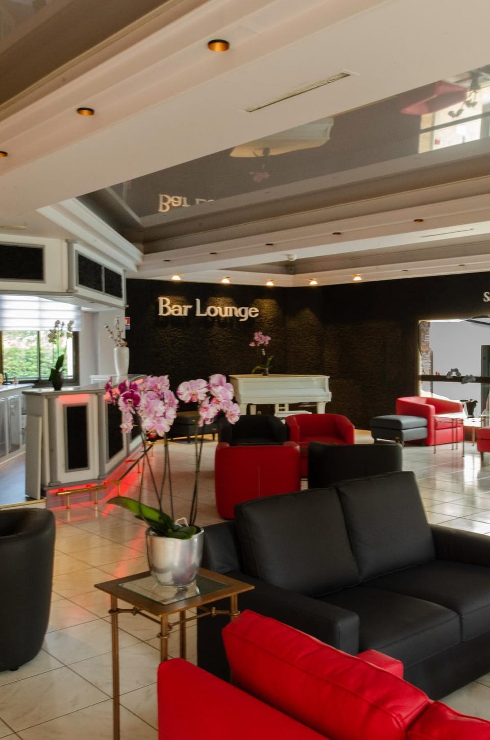 Lounge or bar