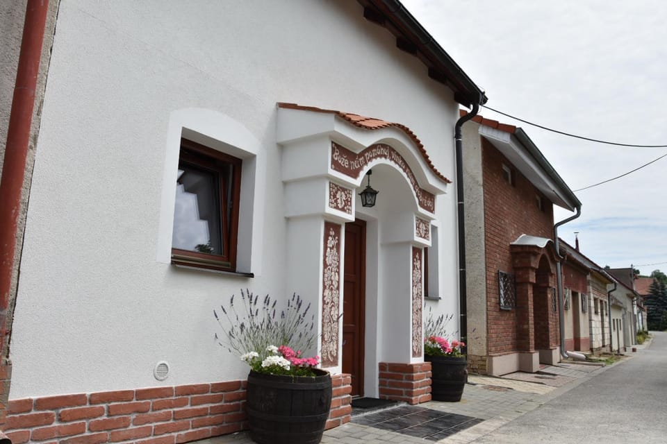 Vinný sklep U Ševčíků House in South Moravian Region