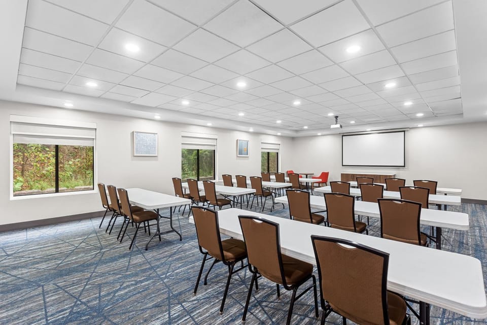 Meeting/conference room