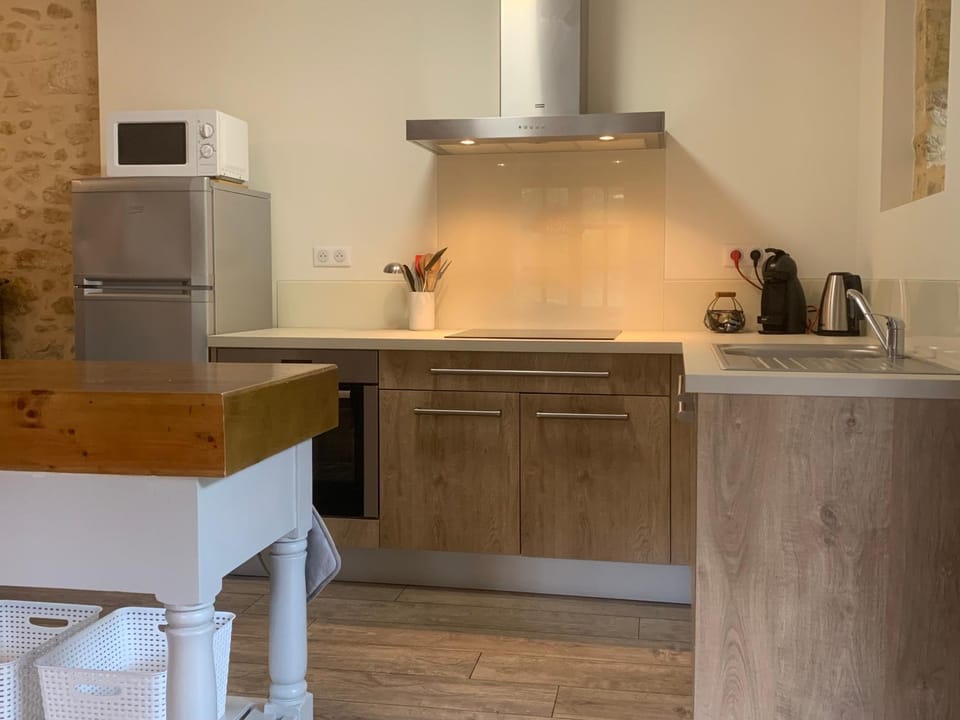 Kitchen or kitchenette, kitchen, kitchen