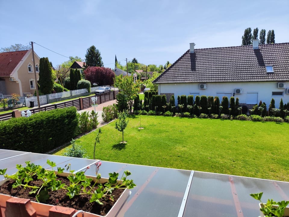 Garden, Garden view