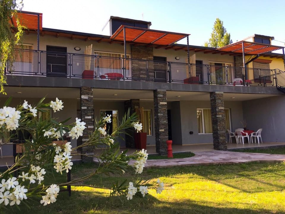 View (from property/room), Balcony/Terrace, Garden view