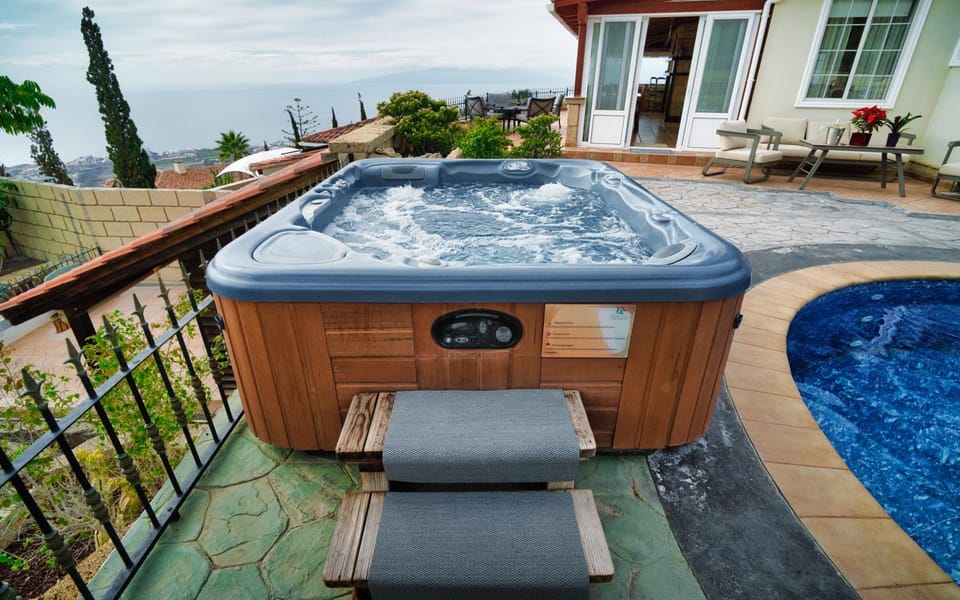 Villa Carlitos by Villas Vista Gomera Villa in Canary Islands