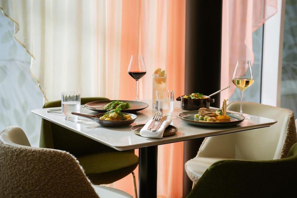 Restaurant/places to eat