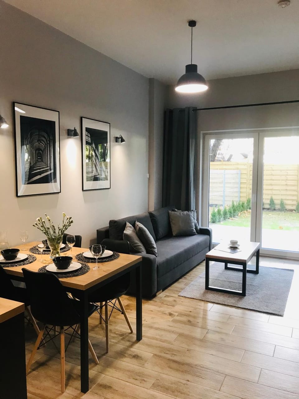 Living room, Seating area, Dining area