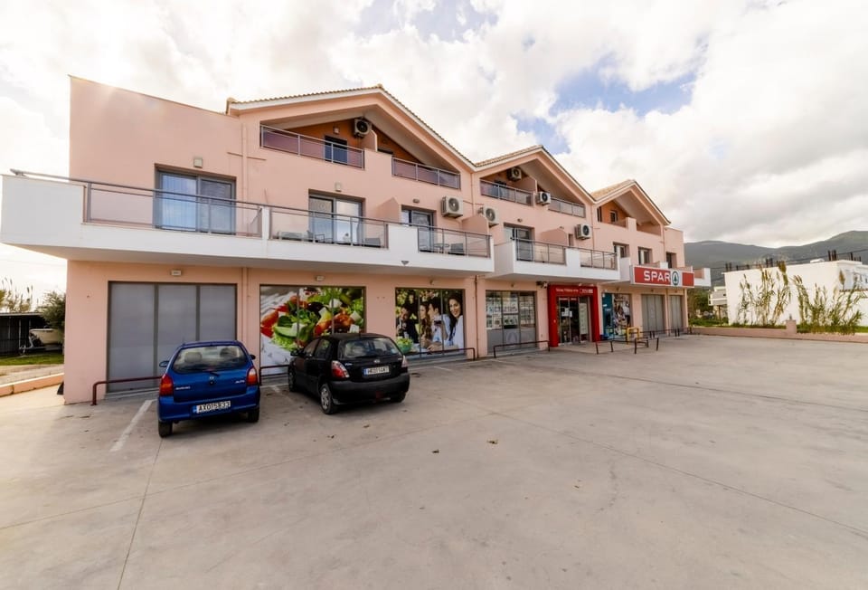 Property building, Street view, Location, Parking