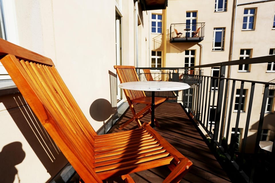 Balcony/Terrace, Garden view