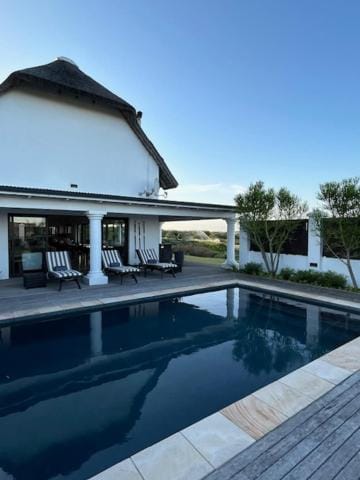 Pool view, Swimming pool, sunbed