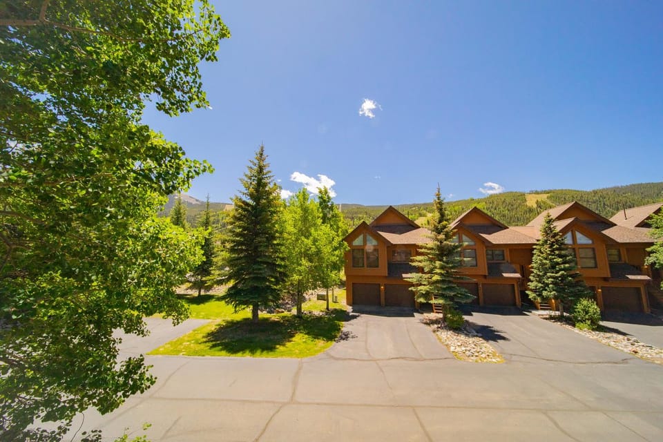 Snake River 19 by SummitCove Lodging in Colorado House in Keystone