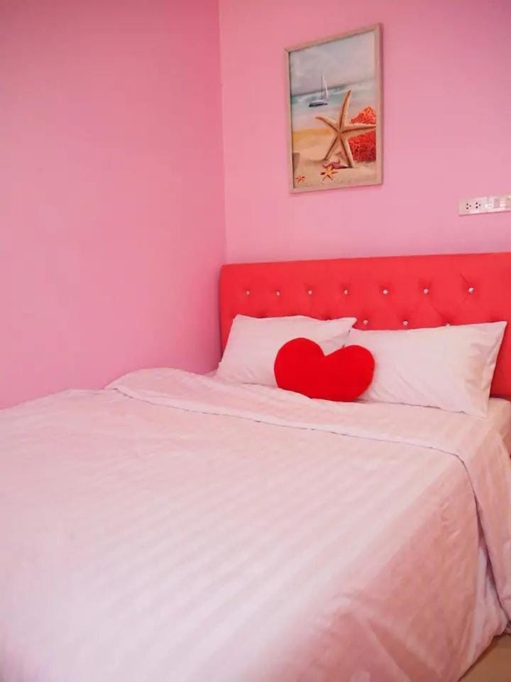Makkasan Happy Home Bed and Breakfast in Bangkok