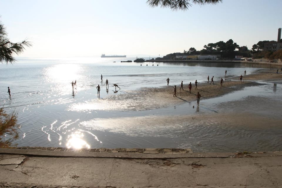Day, People, Natural landscape, Beach, Sea view