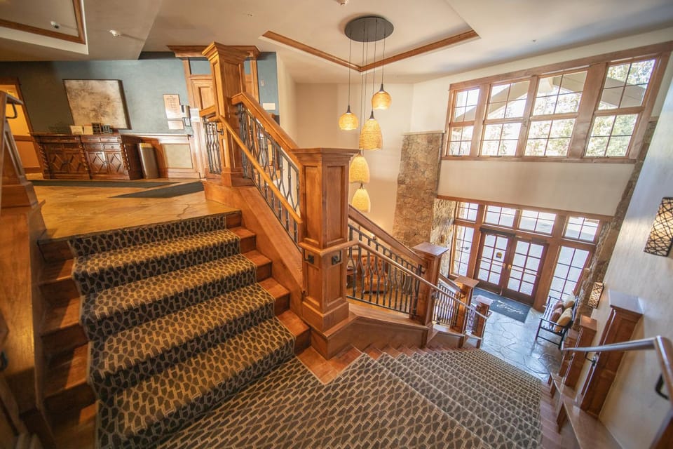 Lone Eagle 3034 by SummitCove Lodging in Colorado House in Keystone