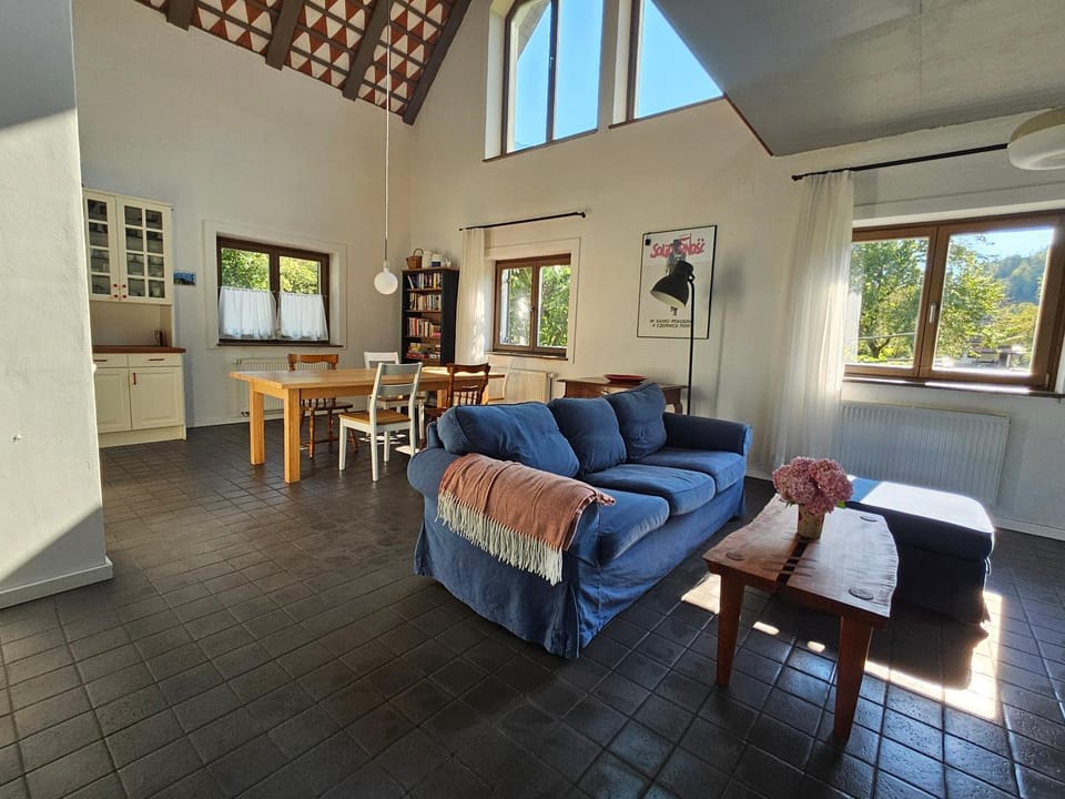 Living room, Seating area, Dining area