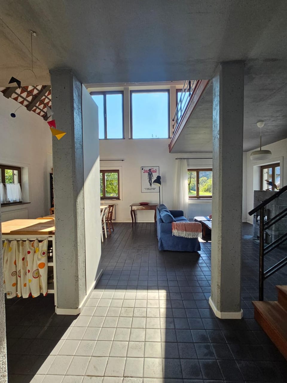 Living room, Seating area