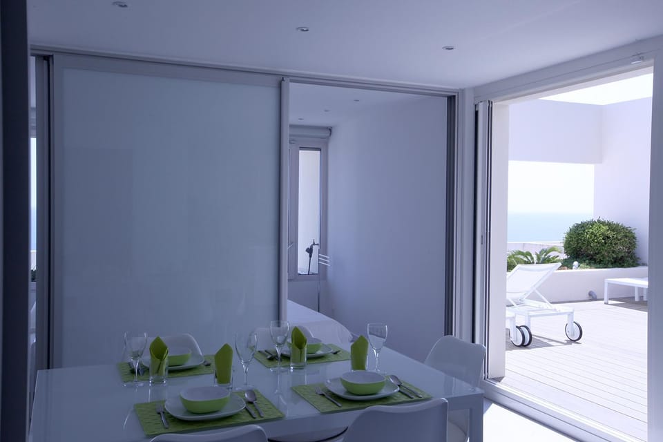 Balcony/Terrace, Dining area