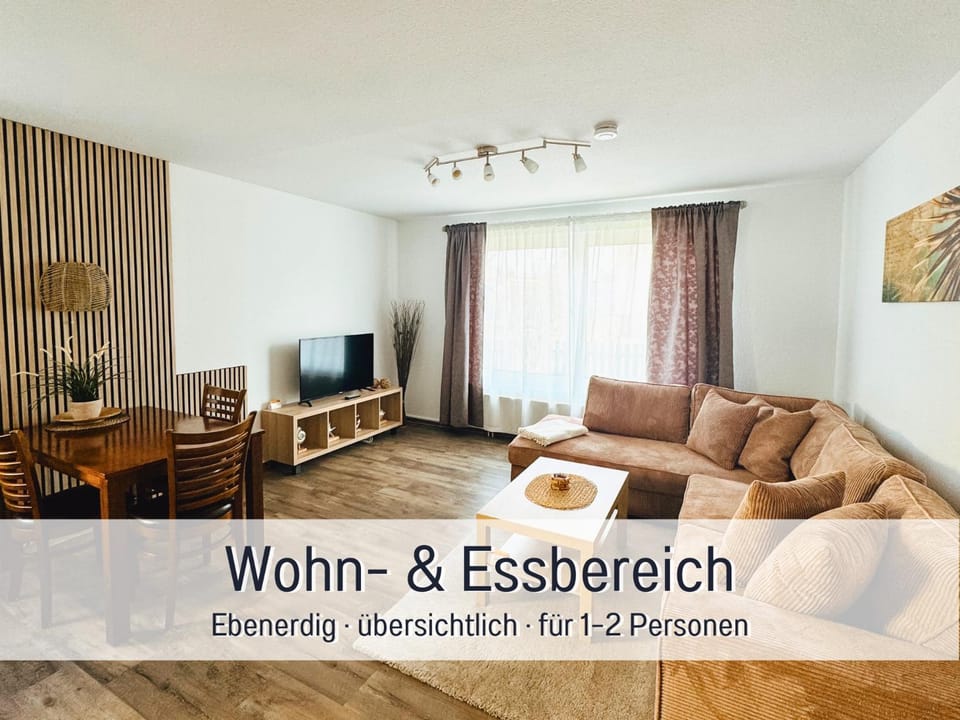 TV and multimedia, Living room, Seating area, Dining area, Evening entertainment, Text overlay