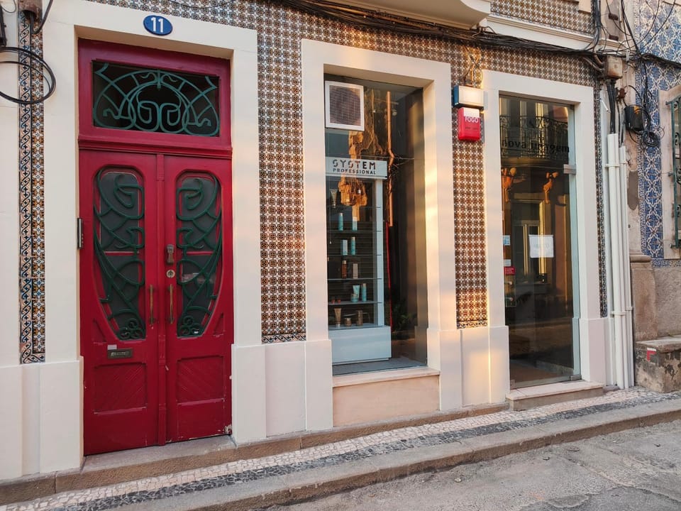 Property building, Facade/entrance