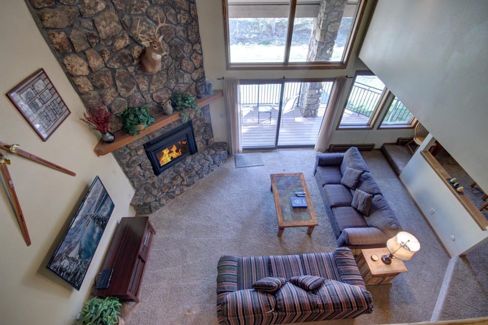 Enclave 5 by SummitCove Lodging in Colorado House in Keystone
