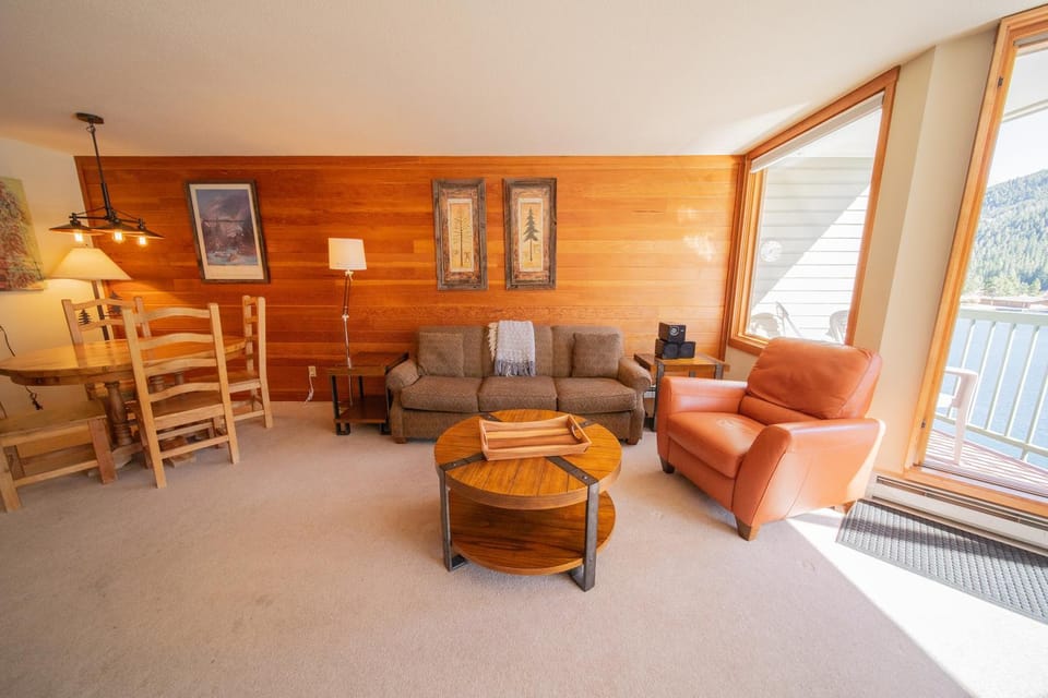 Lakeside 1495 by SummitCove Lodging in Colorado House in Keystone
