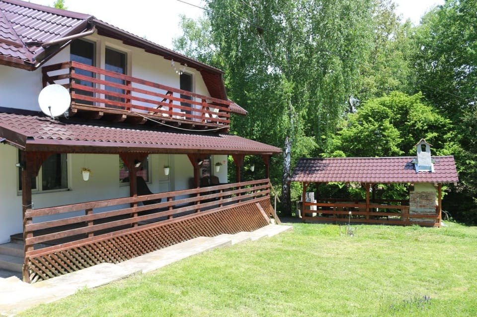 Property building, Garden