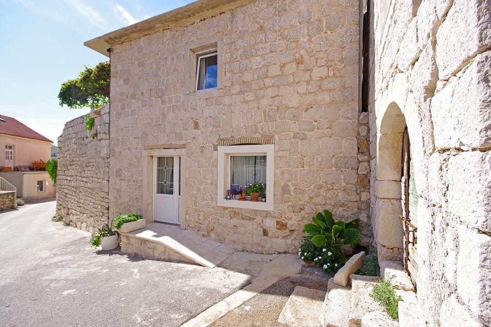 Villa Igrane Apartment in Split-Dalmatia County
