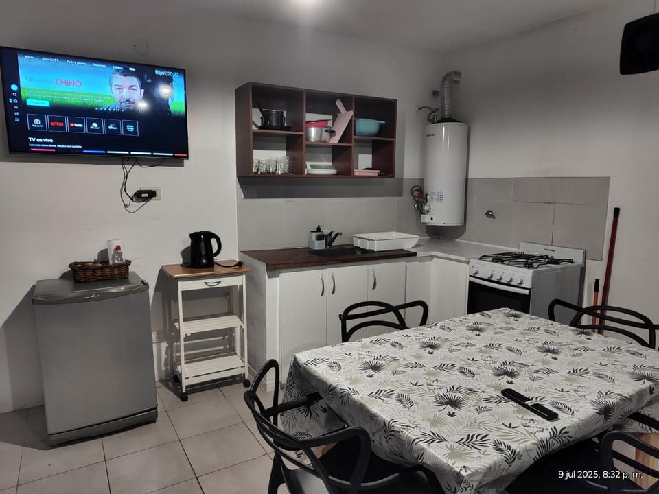 Ezeiza Home Bed and Breakfast in Ezeiza