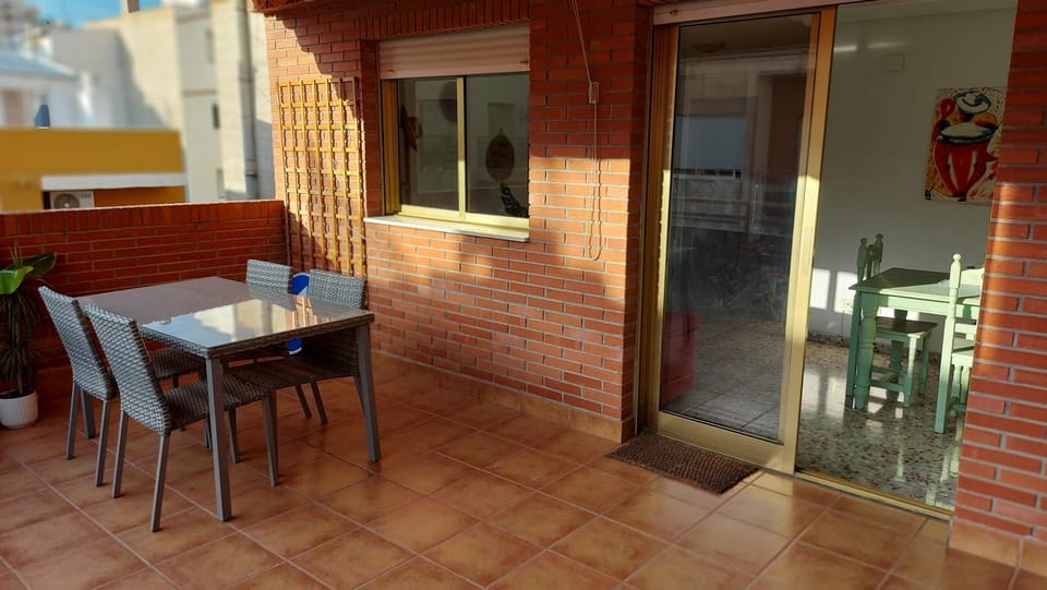 Redbrick Residence Apartment in Alicante
