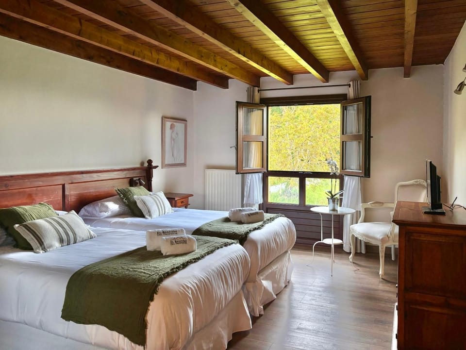 El Balcón Del Profesor Hotel in Asturias