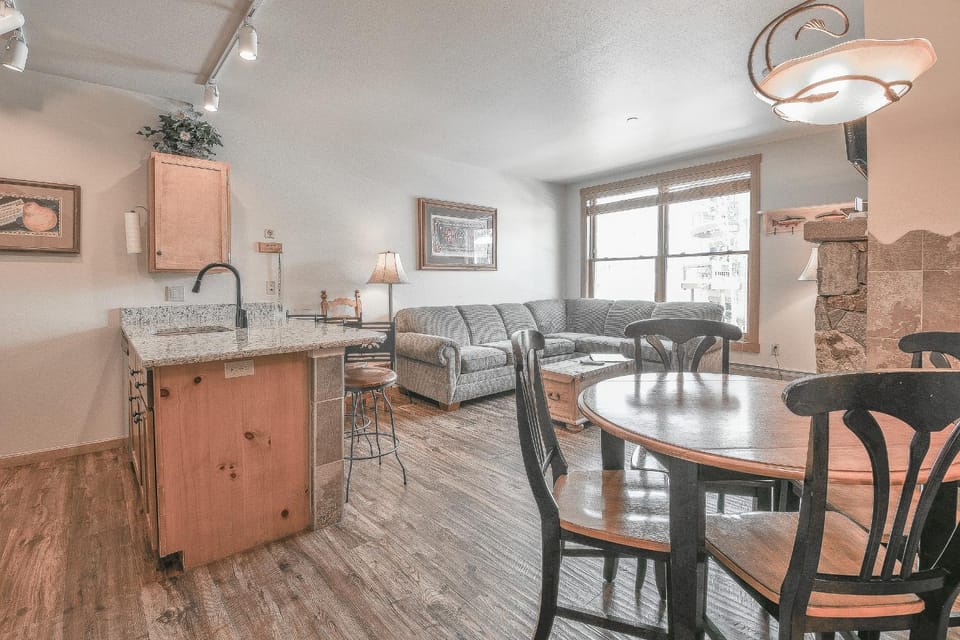 Black Bear 8052 by SummitCove Lodging in Colorado House in Keystone