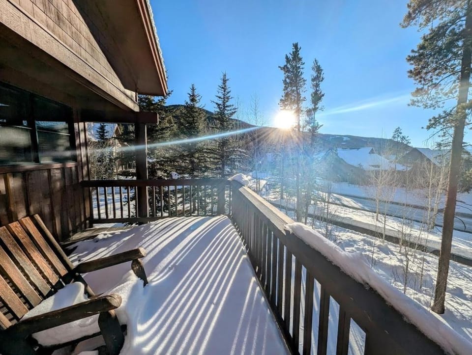Trappers Crossing 8753 by SummitCove Lodging in Colorado House in Keystone